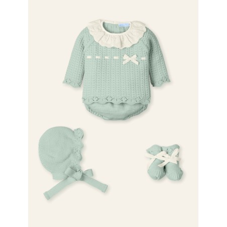 Conjunto punto braguita, canesú, capota y patucos