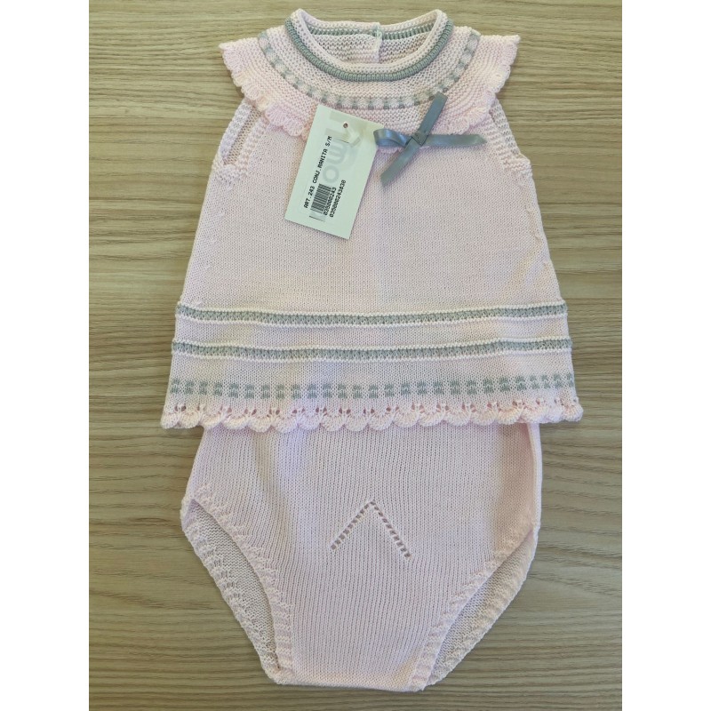 Conjunto ranita sin mangas