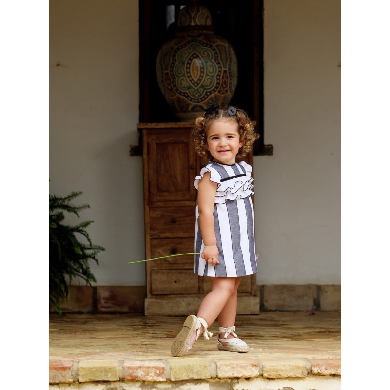Vestido rayas negras y blancas bebe con detalle volante 2p  Colección primavera-verano 2025 de la marca española José Varón
