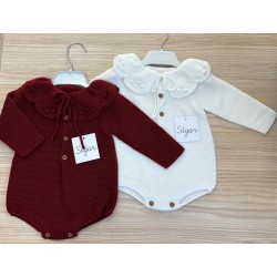 Pelele punto cuello bordado