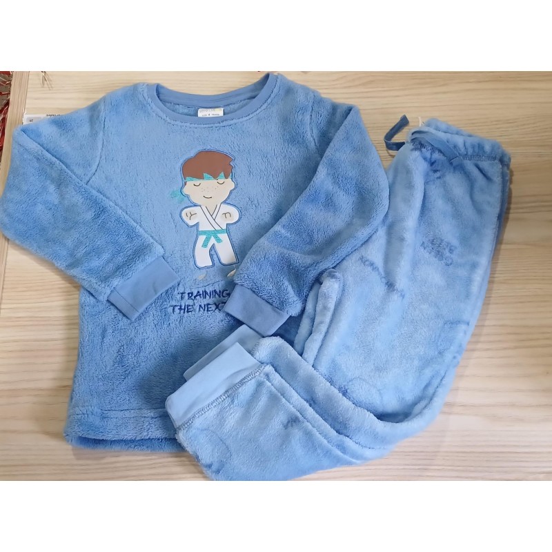 Pijama coralina karate