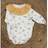 Pelele lunas y nubes cuello vichy amarillo
