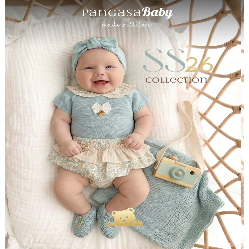 Conjunto con braguita verde empolvado flores Pangasa