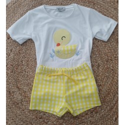Conjunto camiseta y bañador niño patito amarillo