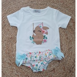 Conjunto niña camiseta y bañador conejita columpio