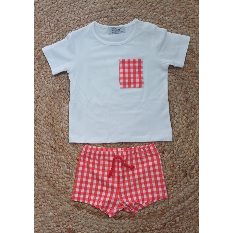 Conjunto niño camiseta y bañador vichy rojo