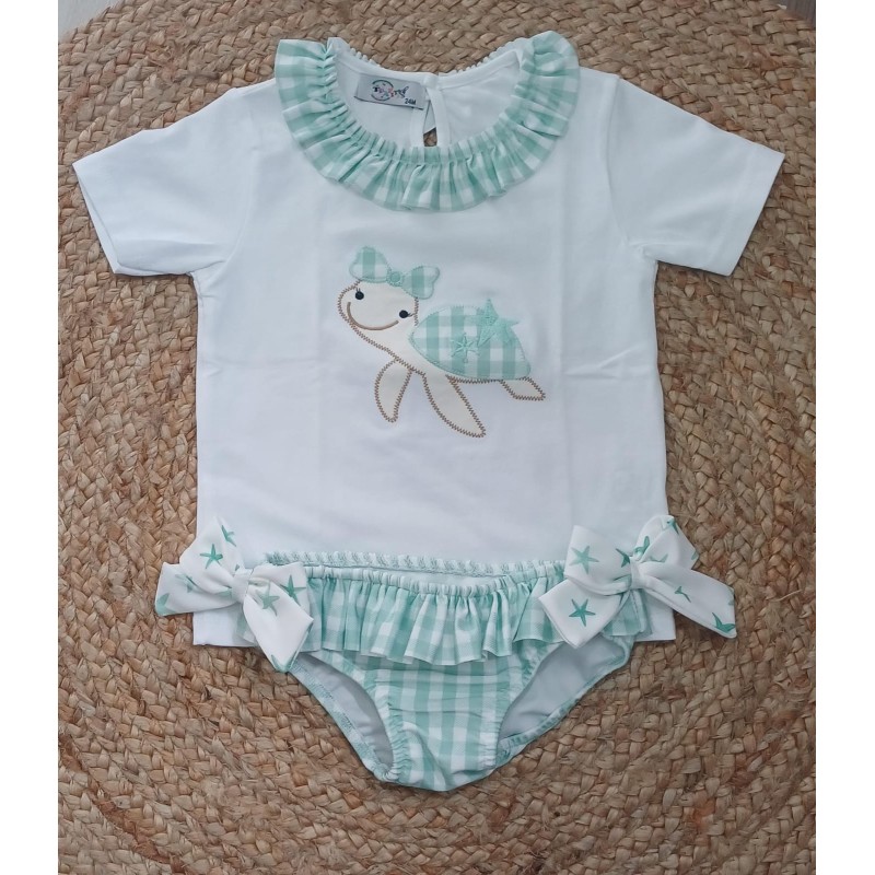 Conjunto niña camiseta y bañador tortuga verde