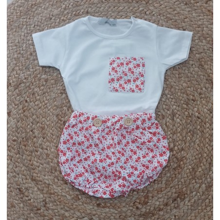 Conjunto niño flores rojas