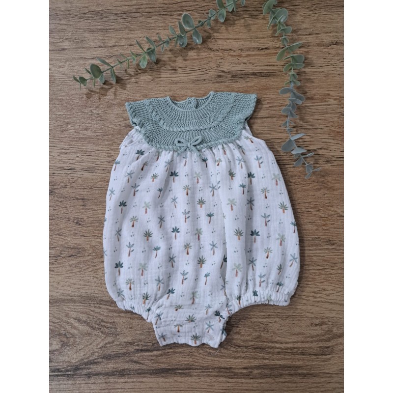 Pelele punto tela palmeras